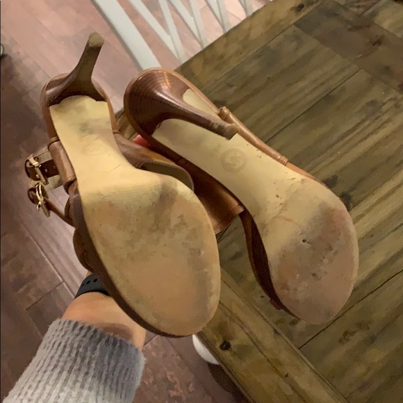 Michael Kors heels - Picture 4 of 4